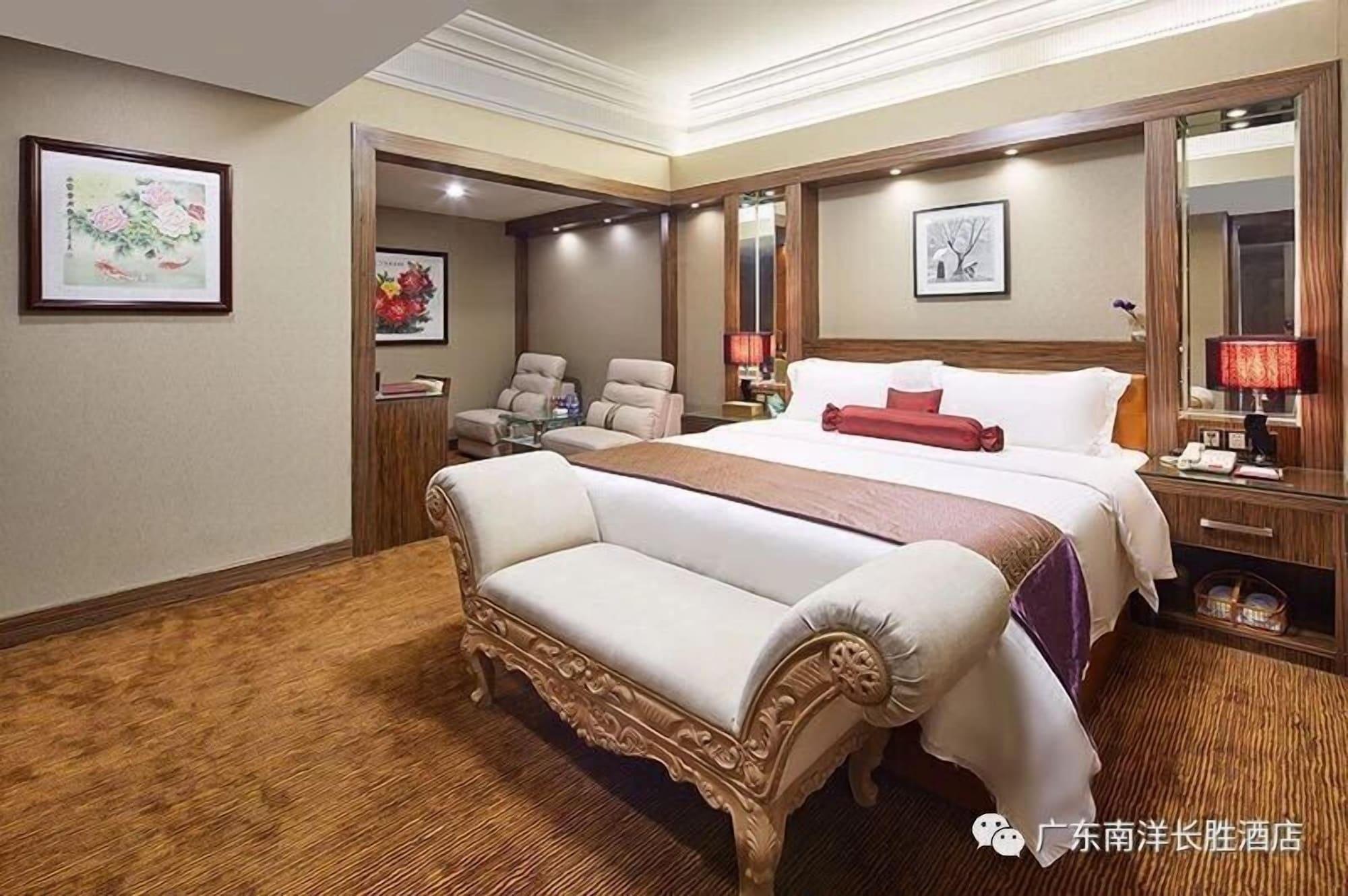 Nanyang King'S Gate Hotel--Free Shuttle Service To Canton Fair מראה חיצוני תמונה